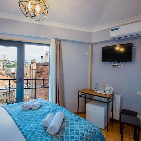 Central Gate Hotel In Heart Of Tbilisi Exterior photo
